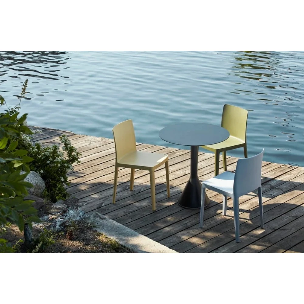 ANTHRA - Black Cone Shaped Outdoor Table - Image 6