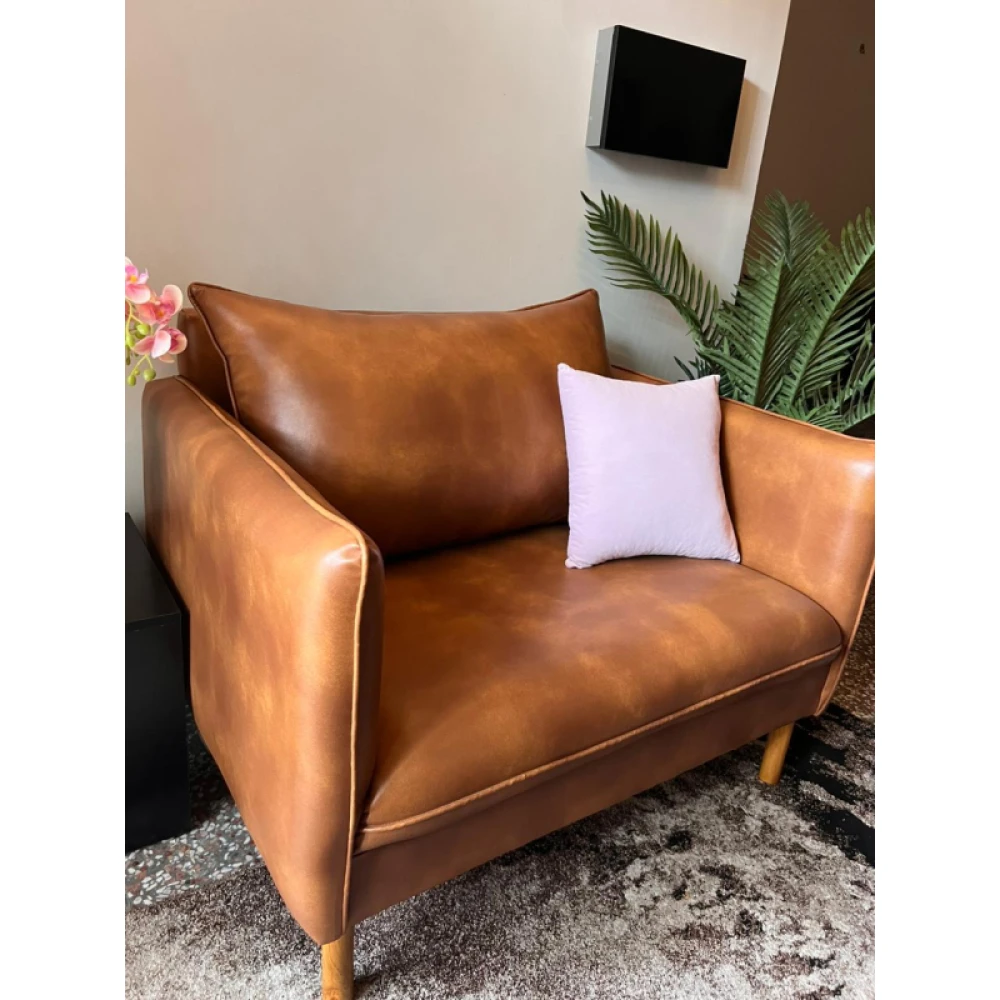 ZANTA - Wide Arm Sofa Chair in Leatherite - Image 5