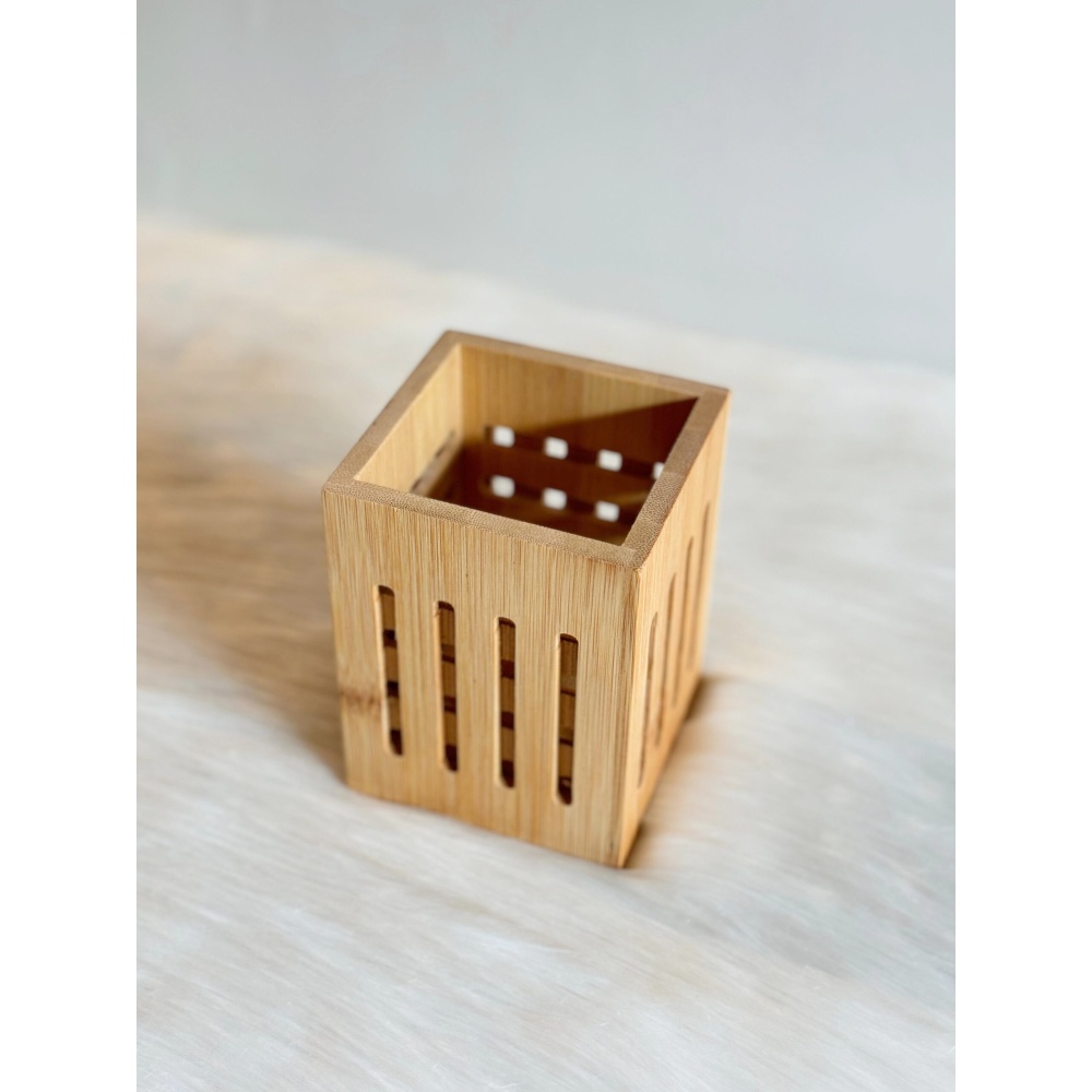 COVE - Square Wooden Pen Marker Holder - Image 2