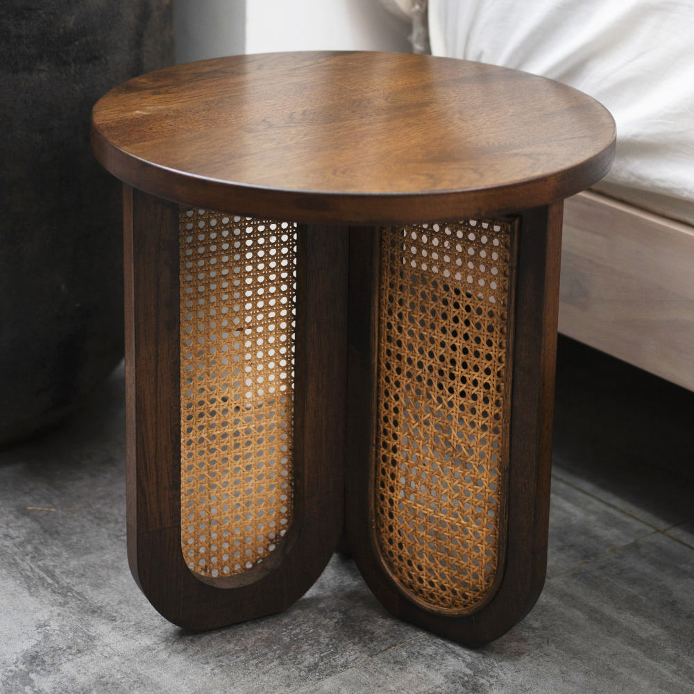 KOA - Mid Century Modern Style End Table