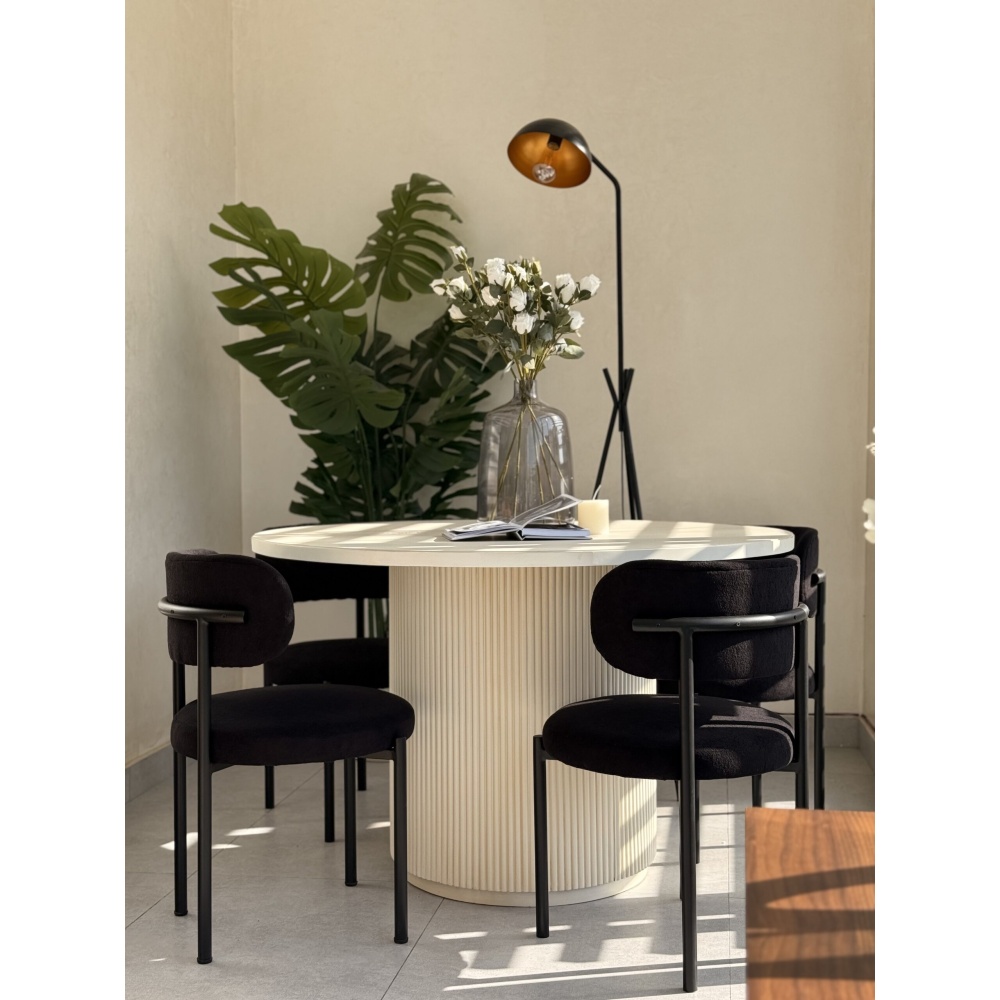 CIRCA - Contemporary Style Four Seater Dining Table Set