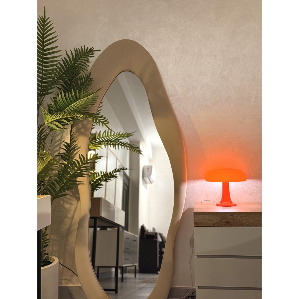 RIPPLE - Wavy Full-Length Mirror with Velvet Upholstery - Image 3
