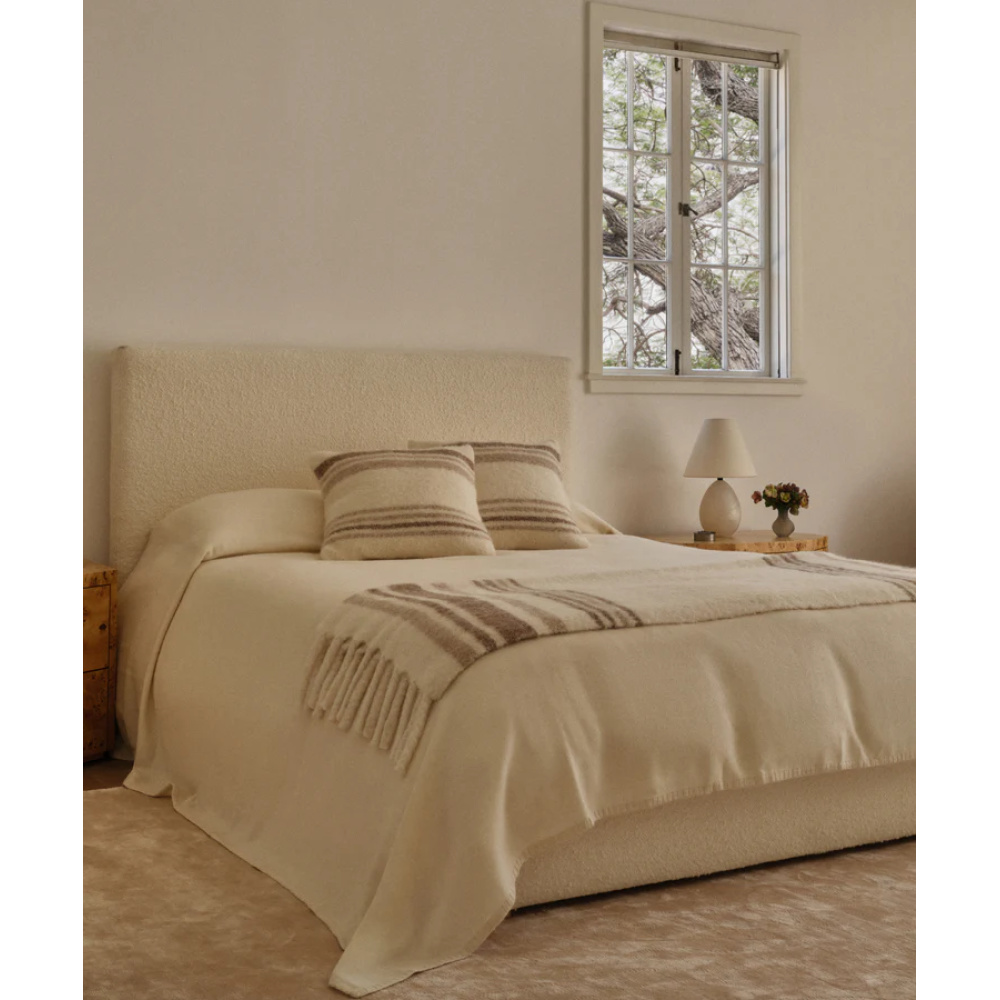 ETHEREAL - Contemporary Style Ivory King Size Bed