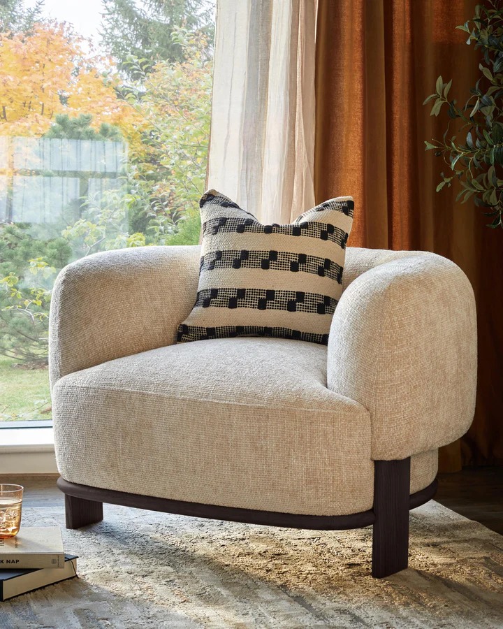JADE – Sculpted Accent Sofa Chair - Image 2
