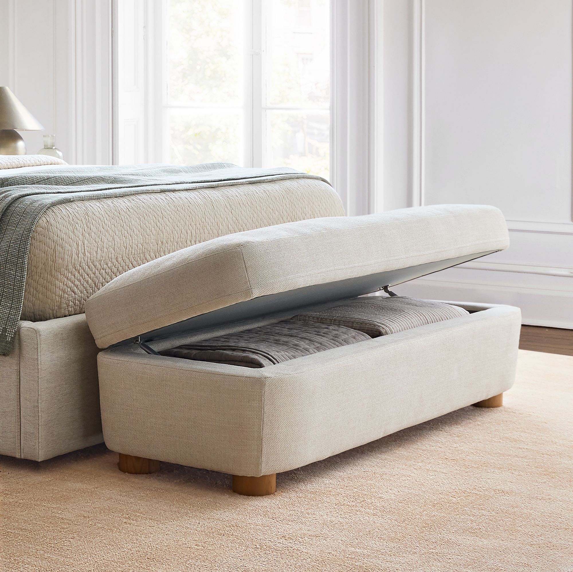 ERON – Contemporary Storage Bench